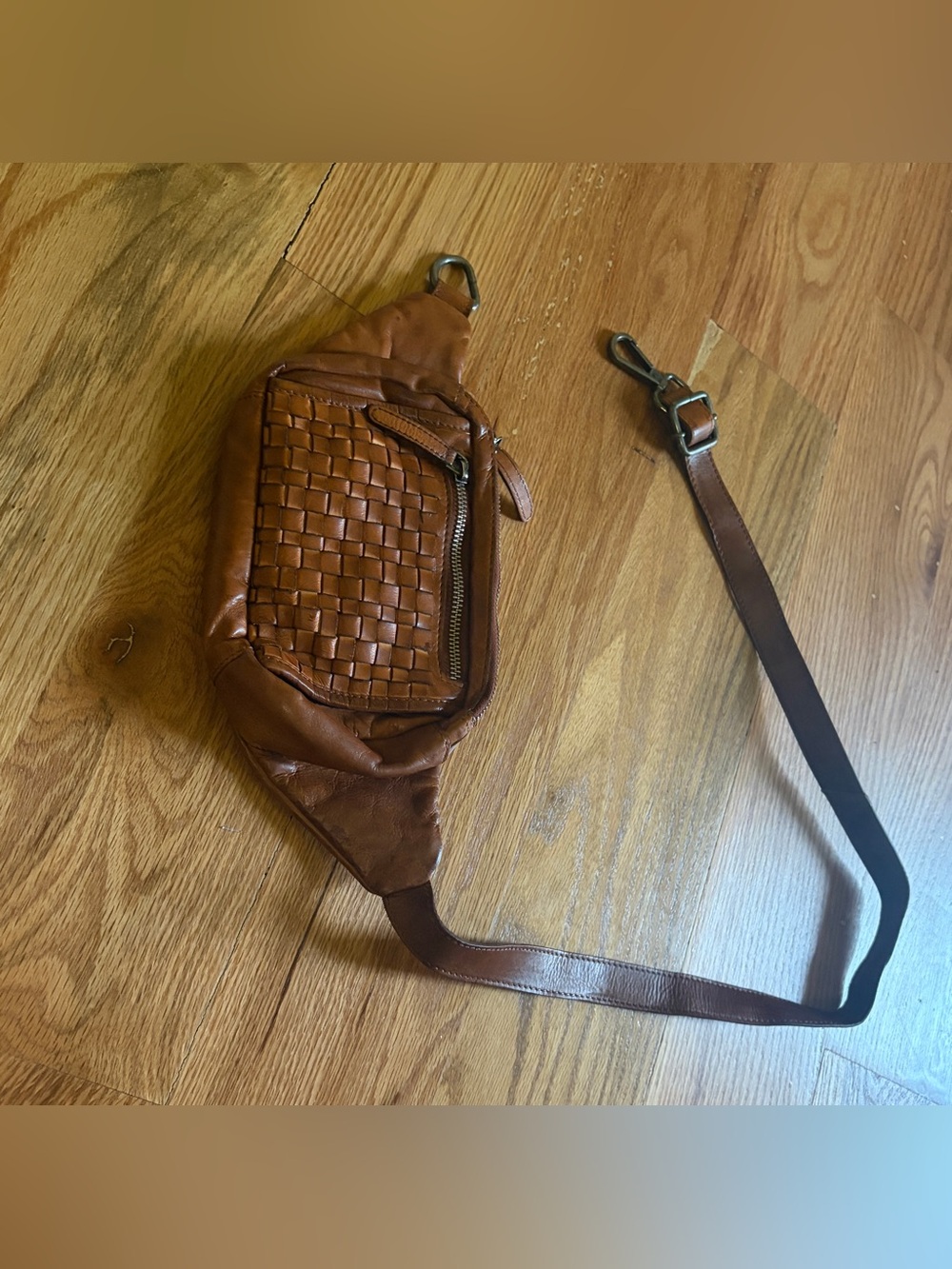Woven Leather Crossbody Belt Bag - Brown - Picture 3 of 4
